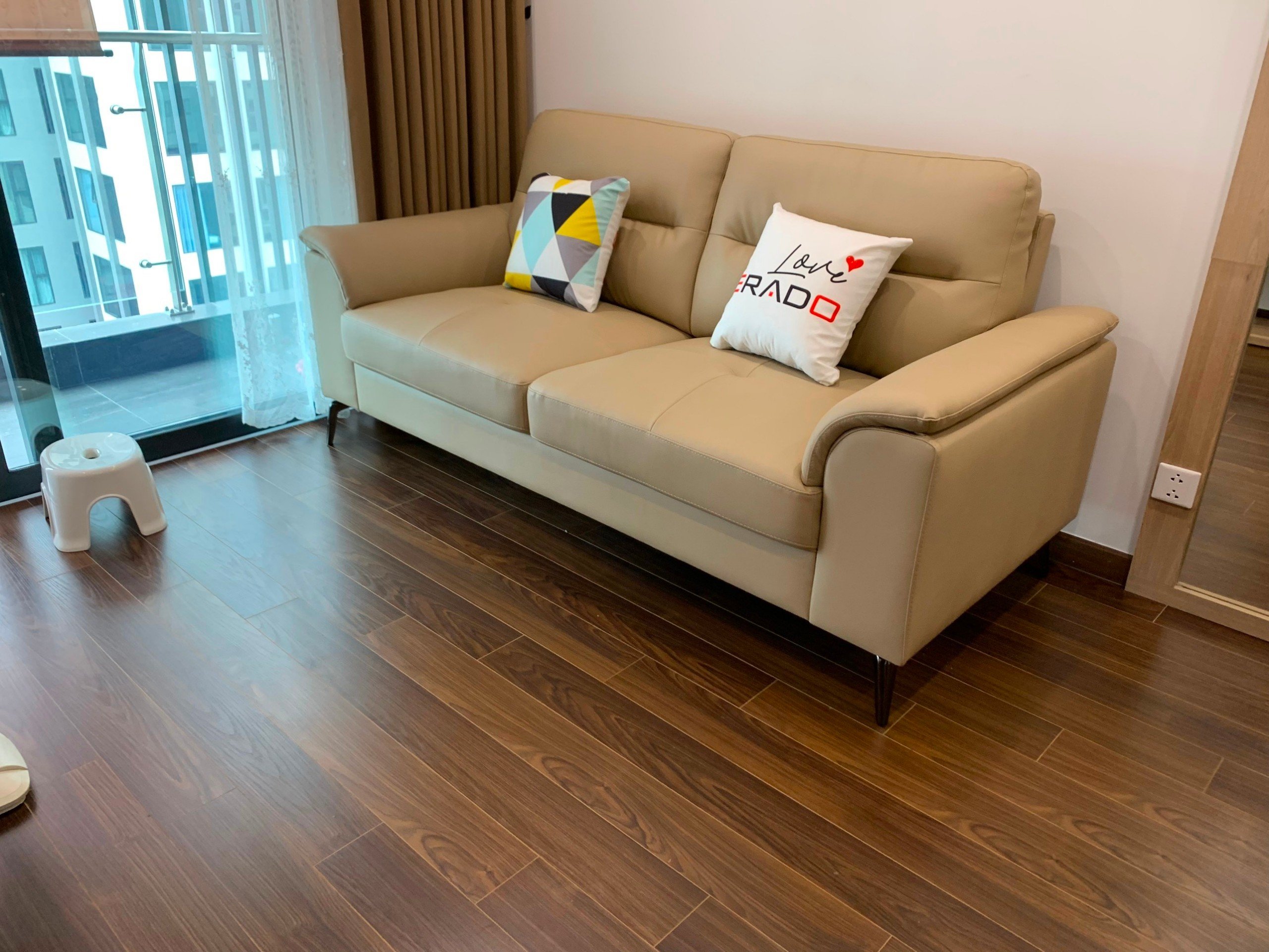 ERADO BÀN GIAO THÀNH CÔNG BỘ SOFA DA HẠNG SANG CHO GIA ĐÌNH CHỊ BÌNH Ở VINHOME SMARTCITY